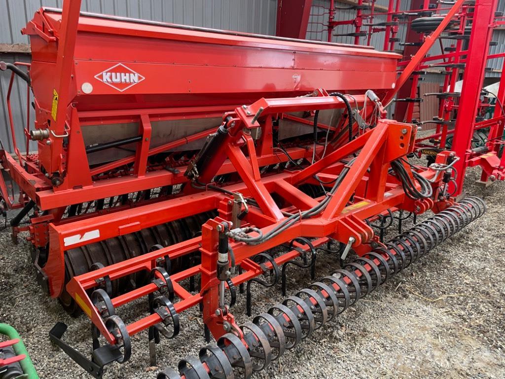 Kuhn Integra 4000 Perforadoras combinadas