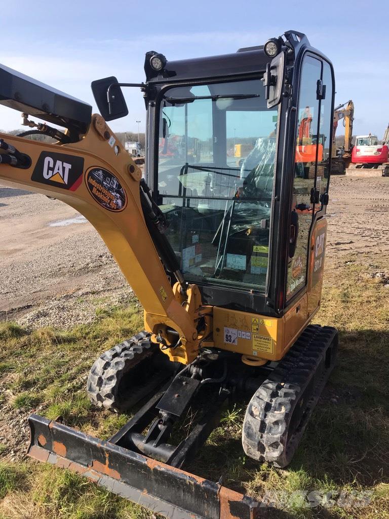 CAT 301.8 Miniexcavadoras