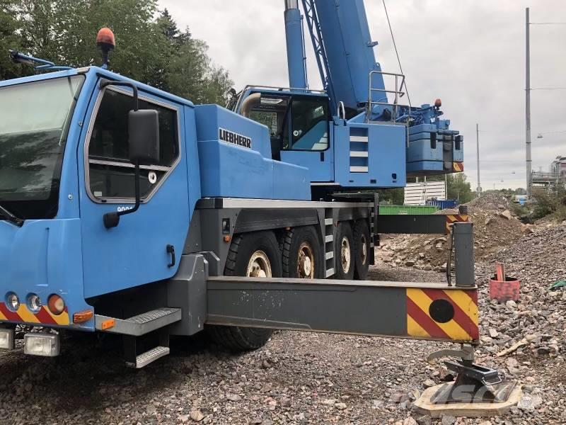 Liebherr LTM 1090 Grúas todo terreno