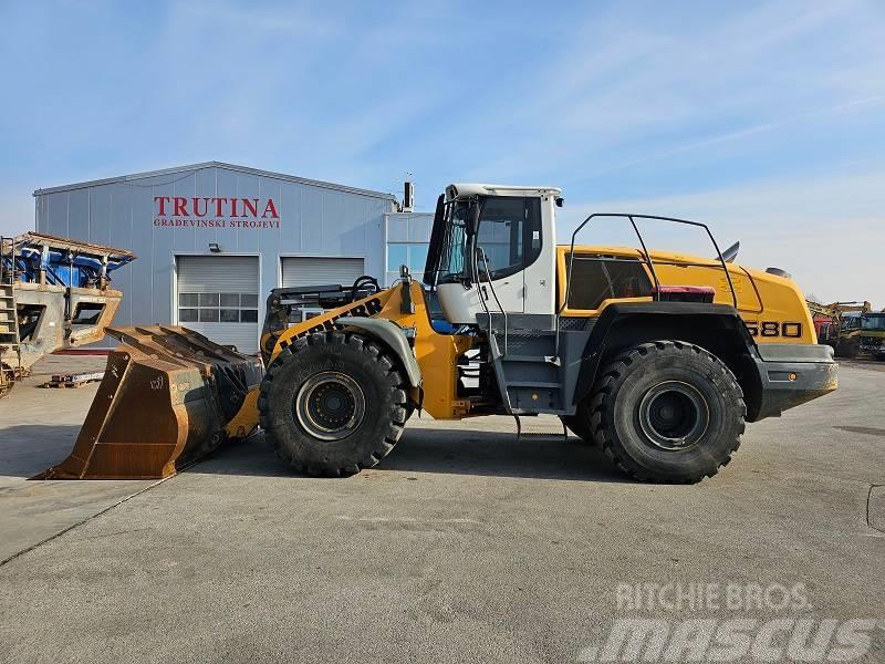 Liebherr L 580 Cargadoras sobre ruedas