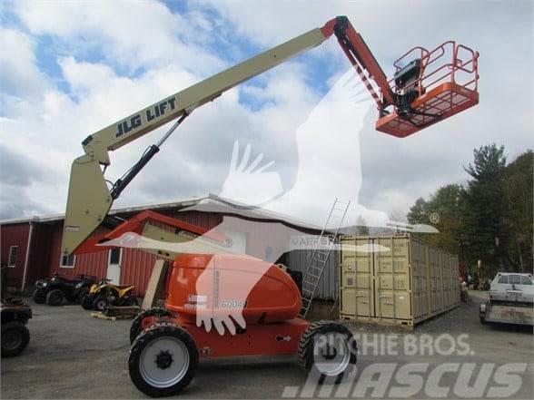 JLG 600AJ Plataformas con brazo de elevación manual