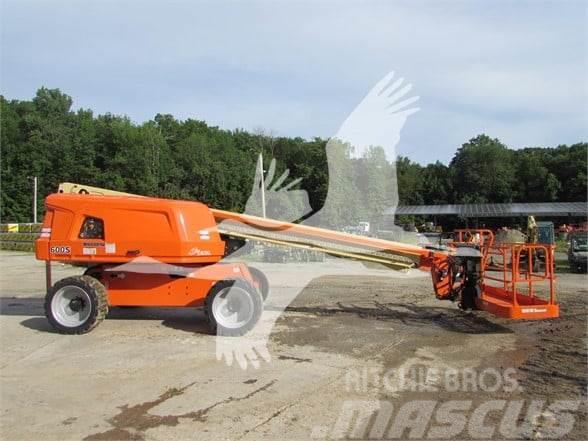 JLG 600S Plataformas con brazo de elevación telescópico