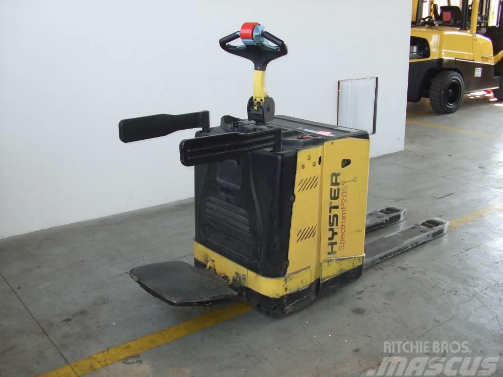 Hyster P2.0S Montacargas con plataformas de baja elevación