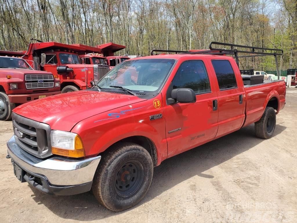 Ford F350XL Camiones de cama baja