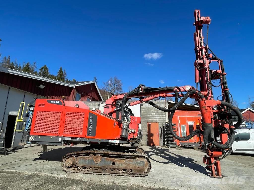 Sandvik DX800 Perforadora de superficie