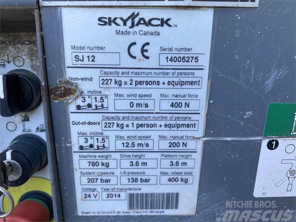 SkyJack SJ12 Plataformas con jaula de elevación