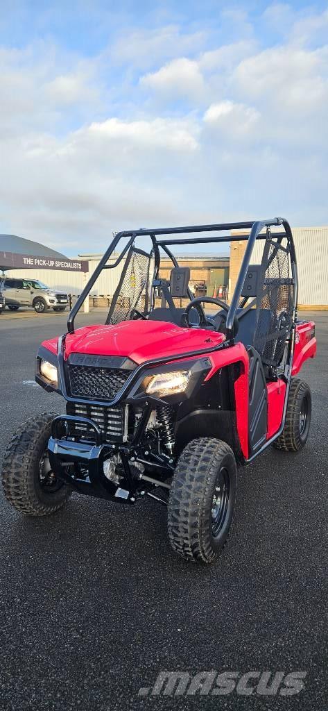 Honda PIONEER Maquinarias para servicios públicos