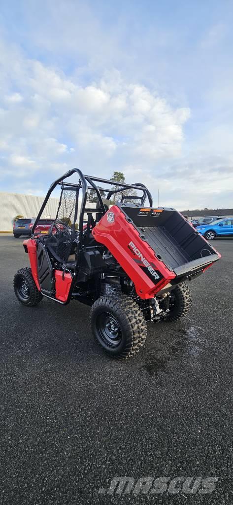 Honda PIONEER Maquinarias para servicios públicos