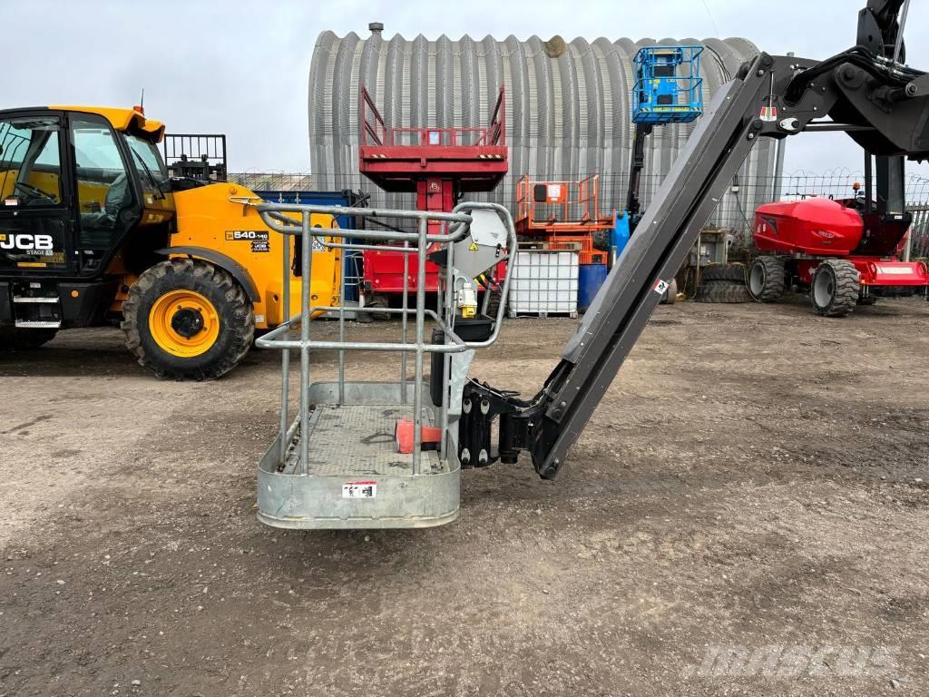 Manitou 220 TJ Plataformas con brazo de elevación telescópico