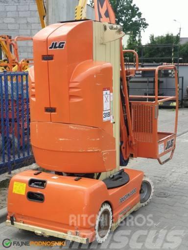 JLG Toucan 1100 Plataformas con brazo de elevación manual