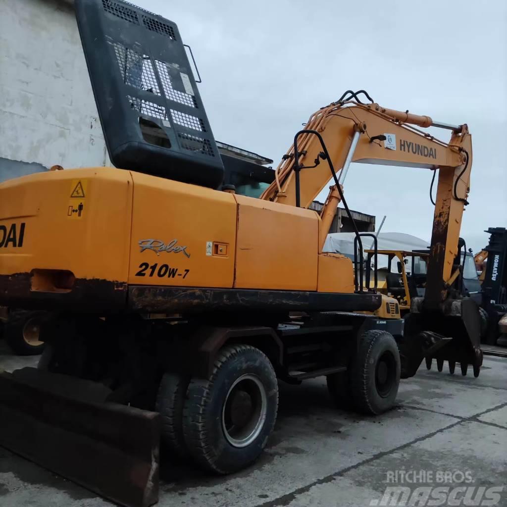 Hyundai R210W-7 Excavadoras de ruedas