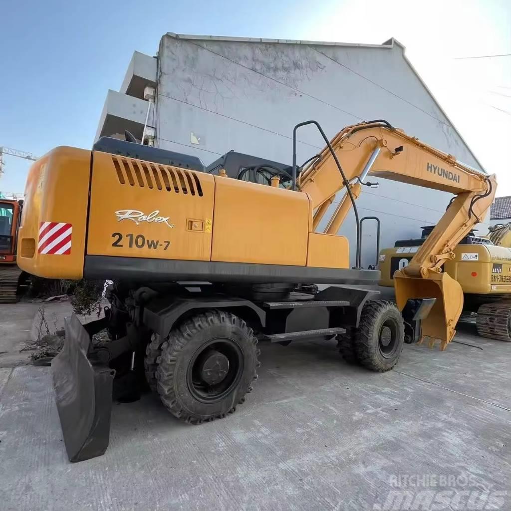 Hyundai R210W-7 Excavadoras de ruedas