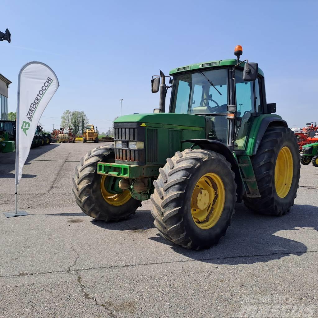 John Deere 6910 Tractores