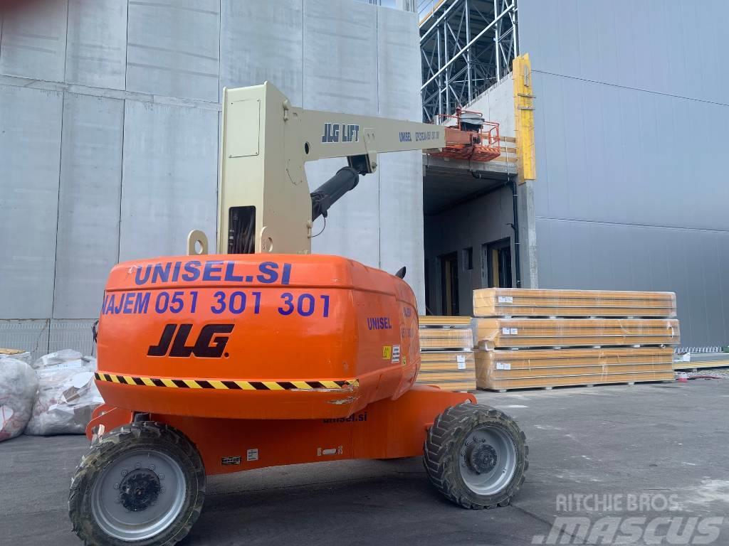 JLG 860 SJ Plataformas con brazo de elevación telescópico