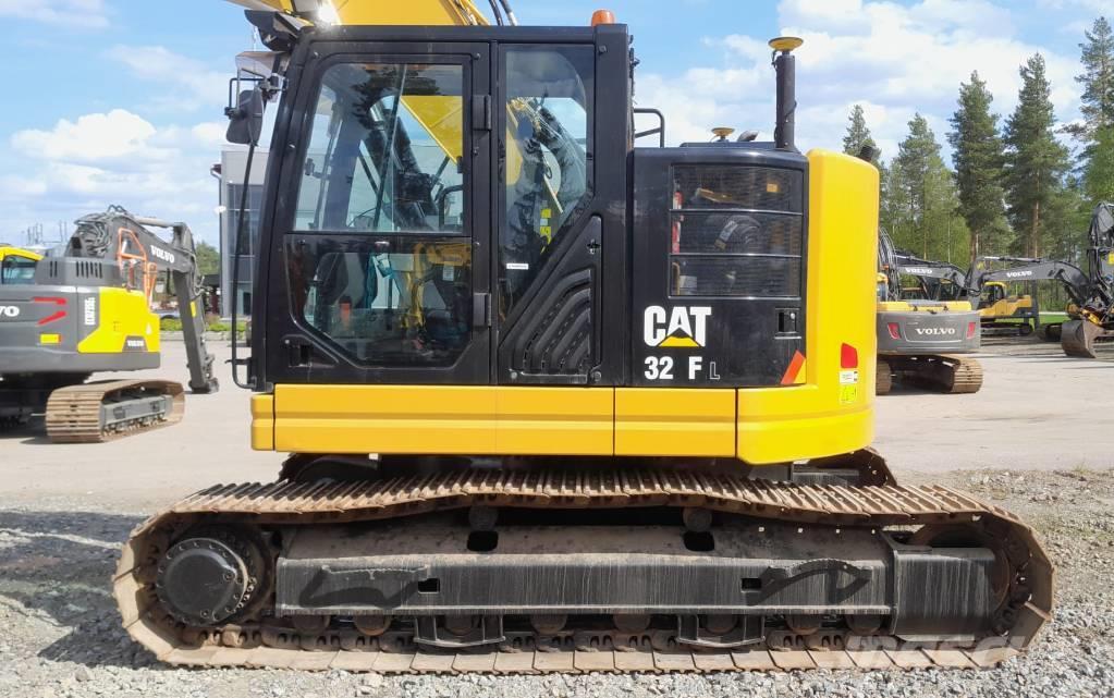 CAT 325FLCR PYÖRITTÄJÄLLLÄ Excavadoras sobre orugas