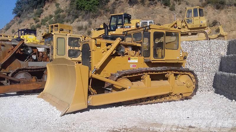 CAT D9G Buldozer sobre oruga