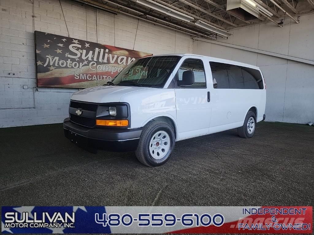 Chevrolet Express 1500 Minibuses