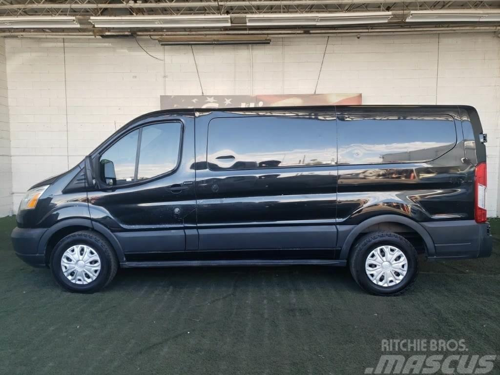 Ford Transit-150 Otros