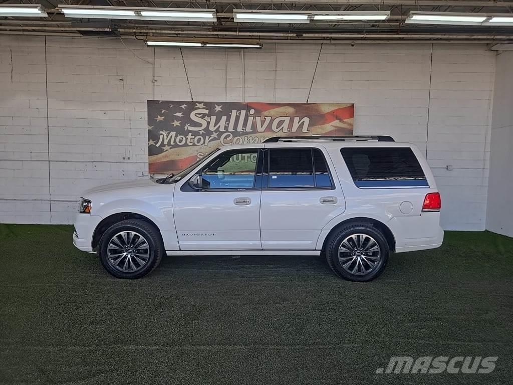 Lincoln Navigator Carros