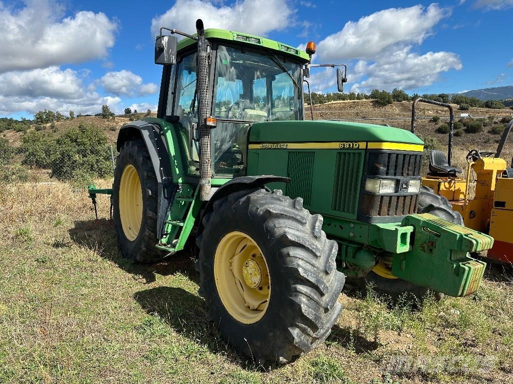 John Deere 6810 Tractores