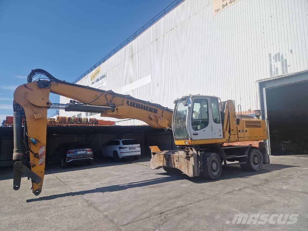 Liebherr A924C Manejadores de residuos industriales