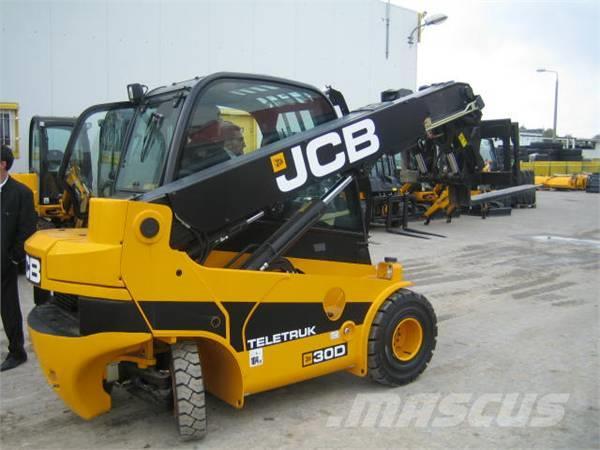 JCB TLT35T61175027 Montacargas de baja elevación