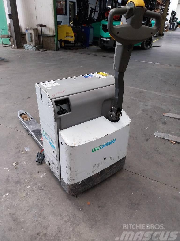 UniCarriers PLL 200 Montacargas de baja elevación