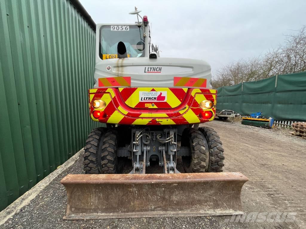 Takeuchi TB295W Excavadoras de ruedas