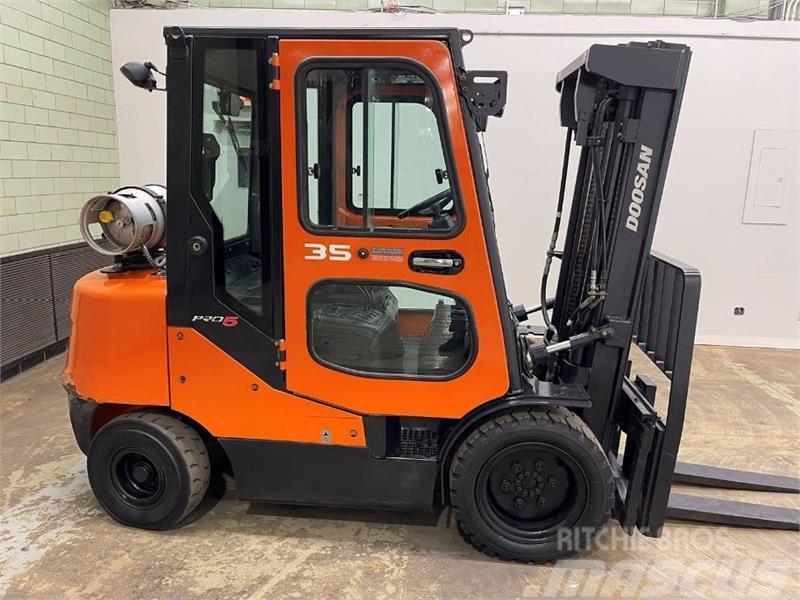 Doosan G35C-5 Montacargas - otros