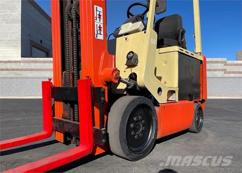 Nissan E5000 Carretillas de horquilla eléctrica