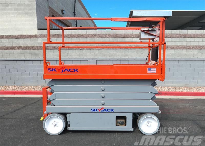 SkyJack SJ3226 Plataformas tijera