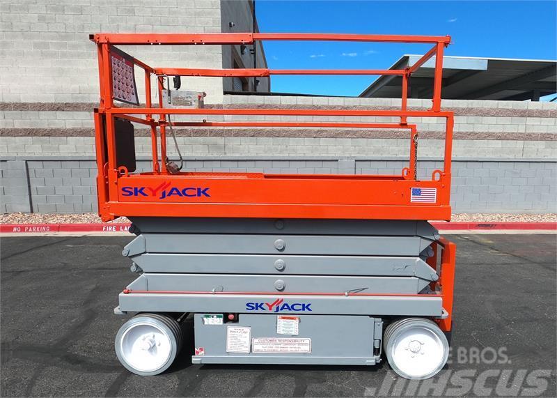 SkyJack SJ3226 Plataformas tijera