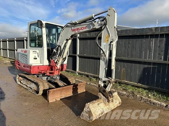 Takeuchi TB228 Miniexcavadoras