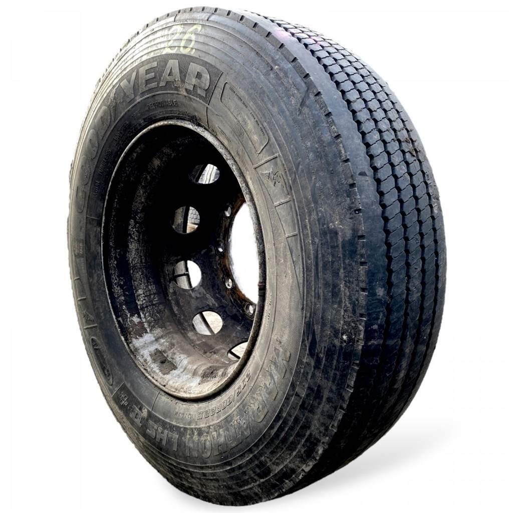 Goodyear B12B Llantas