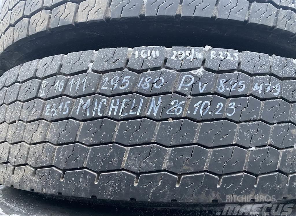 Michelin B12B Llantas