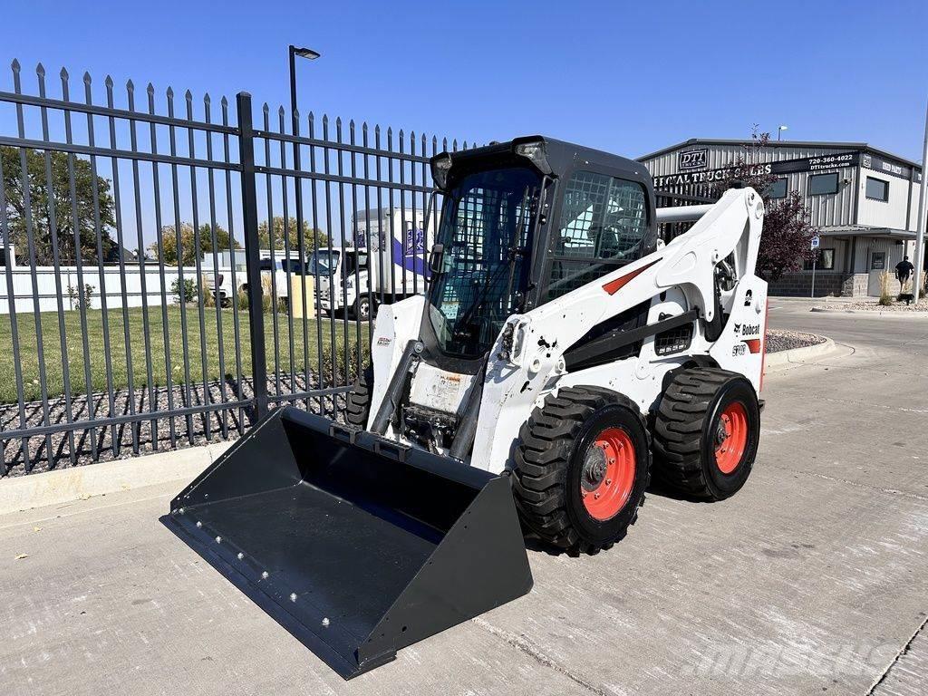 Bobcat S740 Minicargadoras