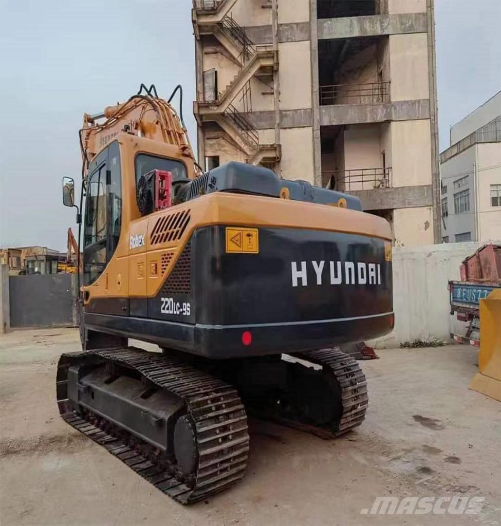 Hyundai R220LC-9S Excavadoras sobre orugas