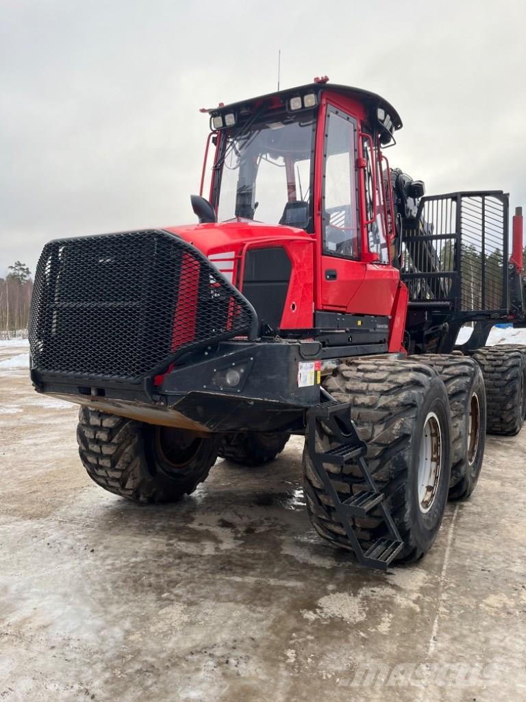 Komatsu 895 Transportadoras