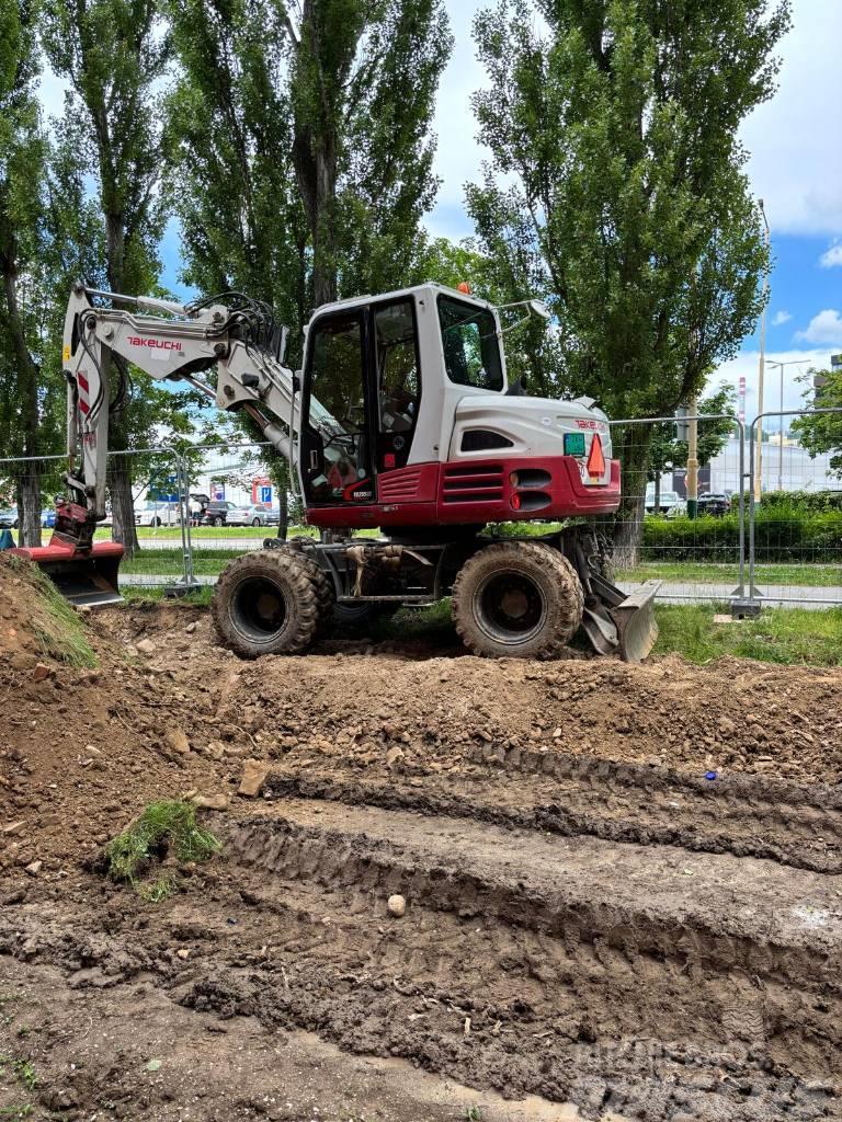 Takeuchi TB295W Excavadoras de ruedas