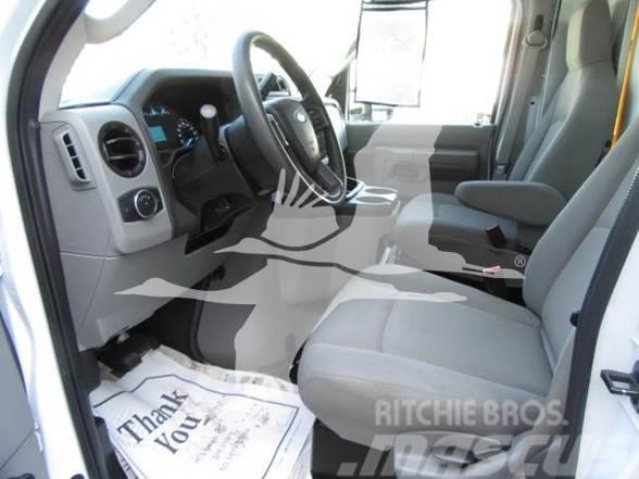 Ford E450 Otros