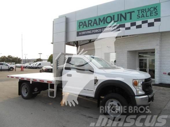 Ford F550 Camiones de cama baja