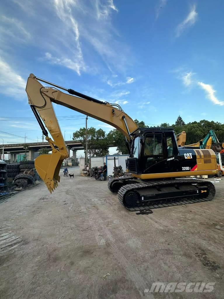 CAT 320D2 Excavadoras sobre orugas