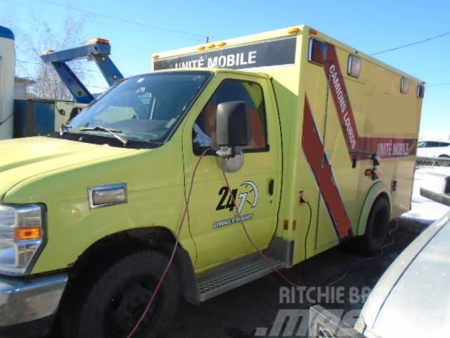 Ford E 350 Camiones con caja de remolque