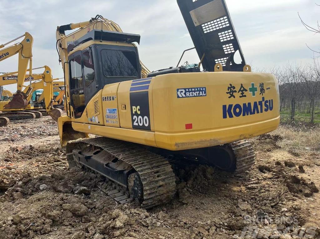 Komatsu PC 200 Excavadoras sobre orugas