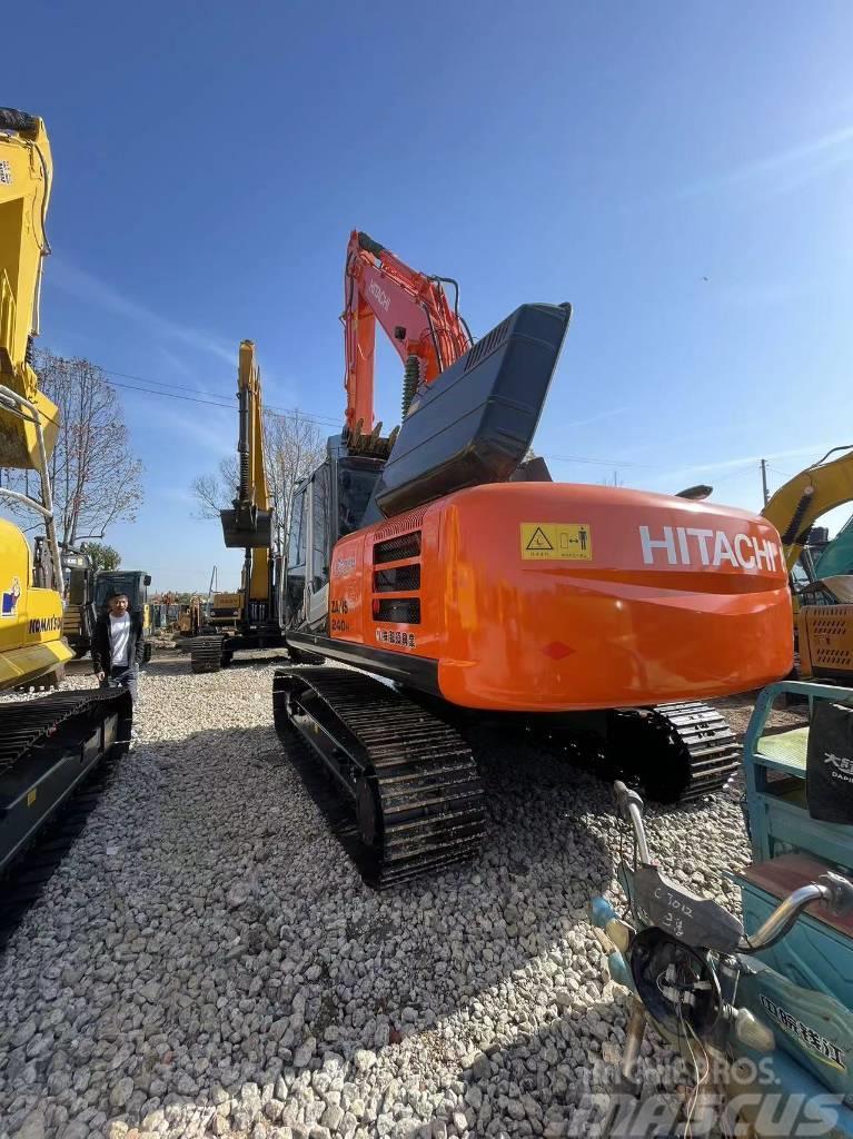 Hitachi ZX 240 Excavadoras sobre orugas