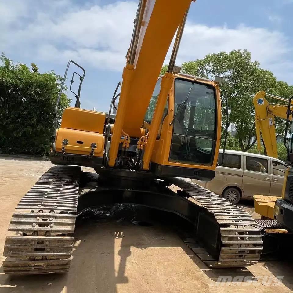 Hyundai R220-9s Excavadoras sobre orugas