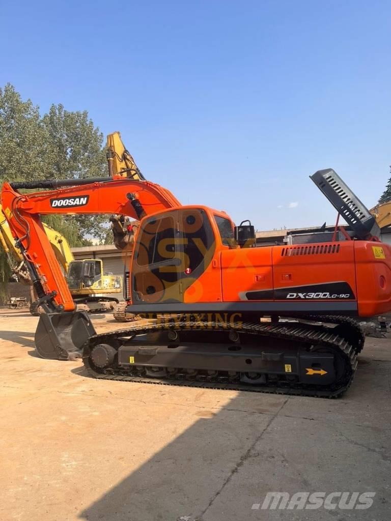 Doosan DX300LC-9C Excavadoras sobre orugas