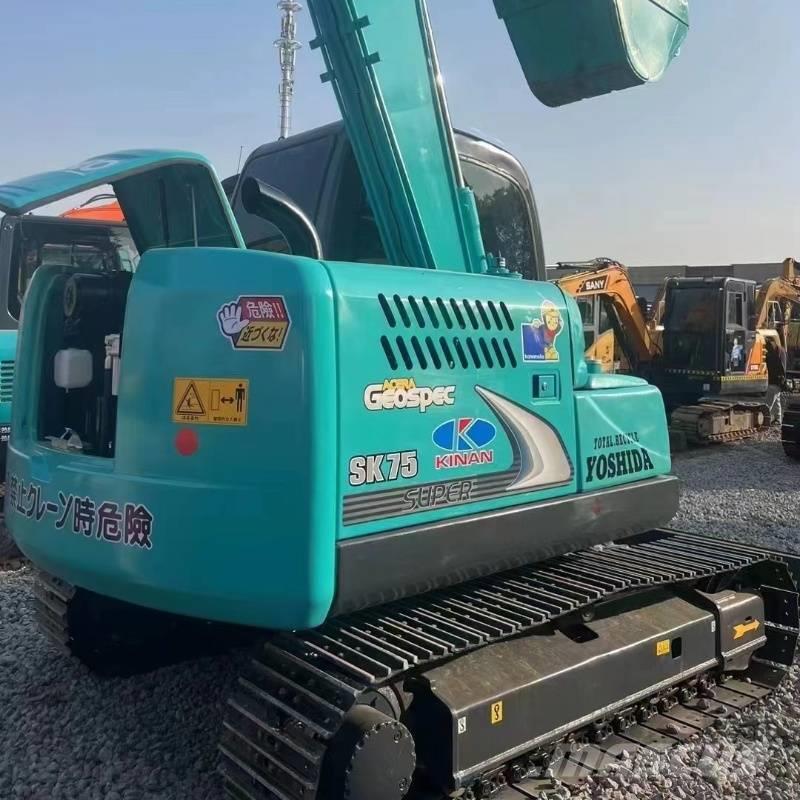 Kobelco SK 75 Excavadoras sobre orugas