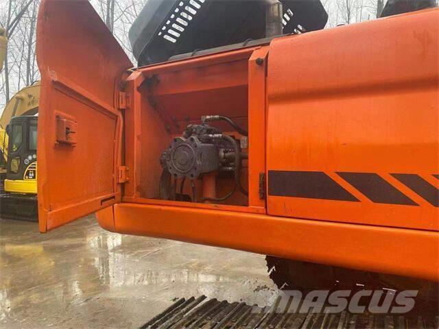 Doosan DX300LC Excavadoras sobre orugas