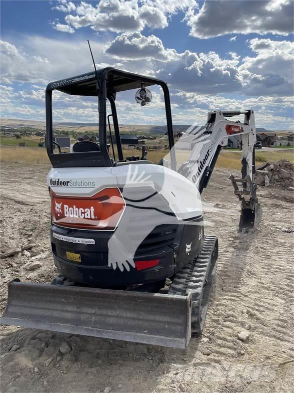 Bobcat E321 Otros remolques